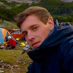 Nicolás - Profesor de ingeniería - Santiago
