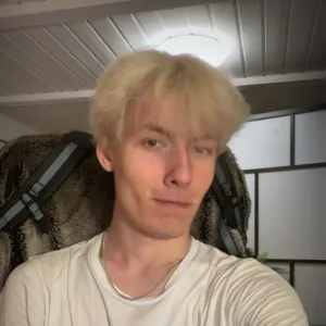 Simon - Svensklärare - Umeå