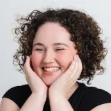 Anna - Prof de canto - Belo Horizonte