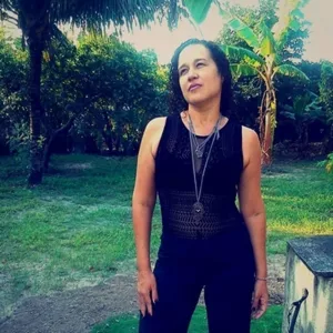 Regina - Professor de Biologia - Piranema