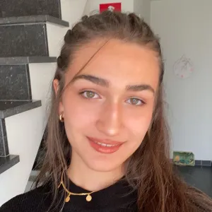 Alisar - Leraar wiskunde - Zonhoven