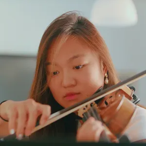 Lingyi - Prof de violon - Anvers