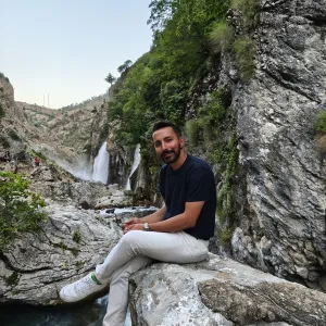 Serkan - Coğrafya öğretmeni - 
