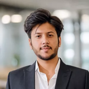 Manish - Medicine tutor - Queens