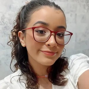 Amara - Economics tutor - San Diego