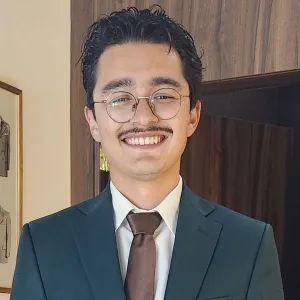 Eduardo - prof de Química - Candiles