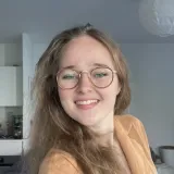 Alice - Prof d'économie - Lyon