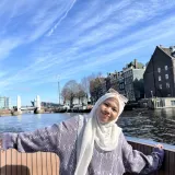 Alisa - German tutor - Kepala Batas