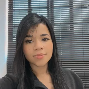 Luana - Professor de matemática - Ouro Preto