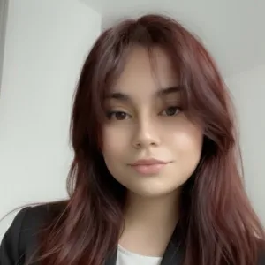 Farah - Prof de compréhension orale - arabe - Paris 7e