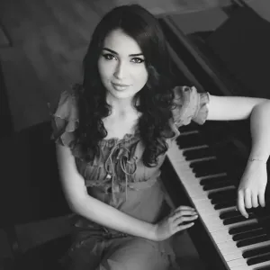 Ecaterina Teodora - Profesor de educație muzicală - Iași