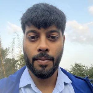 Junaid - Economics tutor - Berea