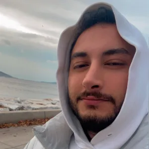 Adem - Programlama öğretmeni - 