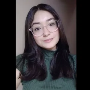 Alejandra - prof de Química - 