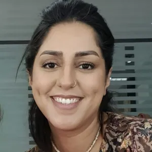 Amal - Prof d'arabe - Kénitra