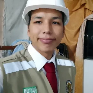 Cristian - profesor de matemáticas - Moyobamba