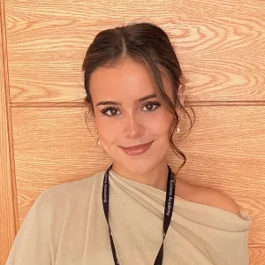 Isla - Geography tutor - Corby