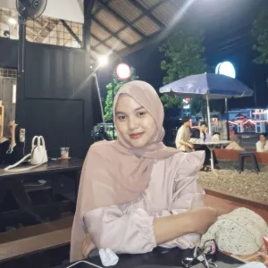 Auryn - Guru matematika - Purwokerto