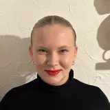 Mina - Lehrkraft für Englisch - Hannover