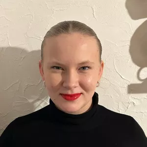 Mina - Lehrkraft für Englisch - Hannover