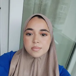 Firdaous - Prof de maths - Orsay