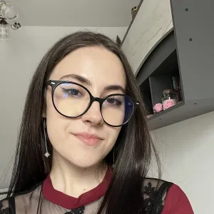 Hortenzia-Andrea - Profesor de pregătire pentru bacul la geografie - Sărmaș