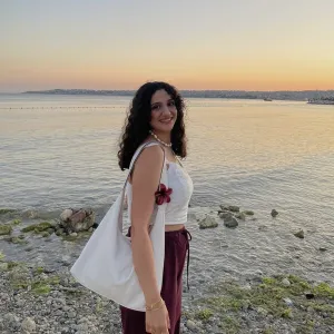 Bağdagül - İngilizce öğretmeni - Muş