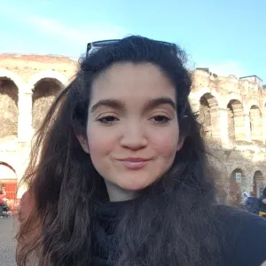 Sara - Insegnante di aiuto compiti - Milano
