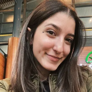 İrem - Türkçe öğretmeni - 