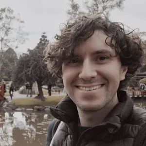 Lucas - Profe de matemática - Martín Coronado