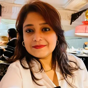 Ishita - Economics tutor - Leeds