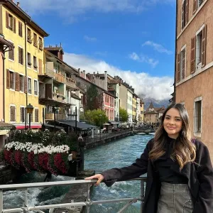 Jimena - Prof d'anglais - Bourgoin-Jallieu