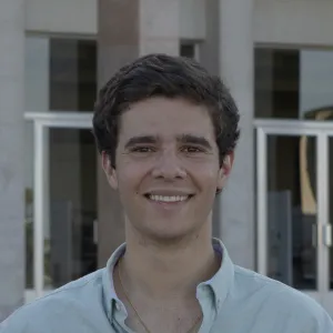 Tiago - Prof de macroeconomia - Lisboa