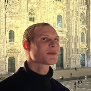 Lorenzo - Insegnante di aiuto compiti - Milano
