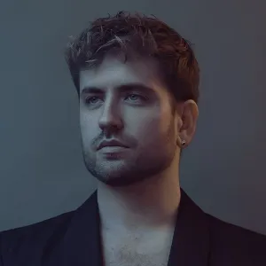 Daniele - Prof de chant - London