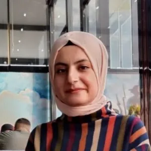 Seren - Türkçe öğretmeni - 