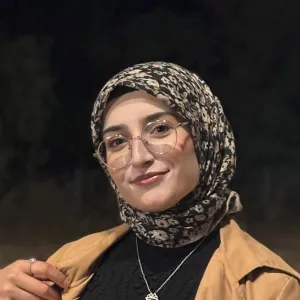 Sümeyra - Türkçe öğretmeni - Hüsrev Paşa