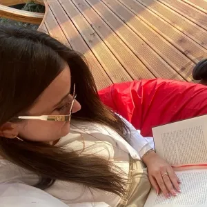 Antonela - trajnues gjuhe shqipe - Tiranë