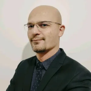 Cem - Prof d'initiation informatique - Lieusaint