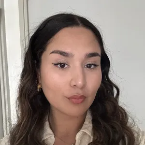 Ines - Prof de français - Nîmes