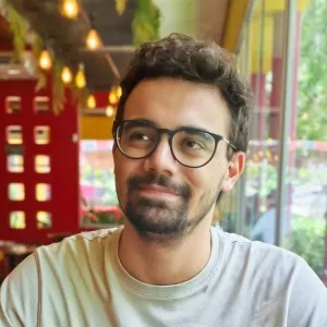 João - Prof de alemão - Belo Horizonte