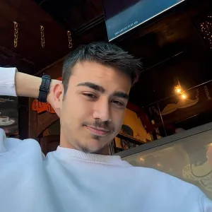 Alper - Türkçe öğretmeni - Çanakkale
