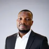 Tosin - Biology tutor - New York