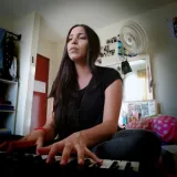 Brillith - profesor de lengua española - Soledad