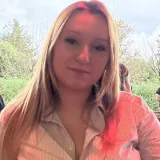 İrem - Türkçe öğretmeni - İstanbul