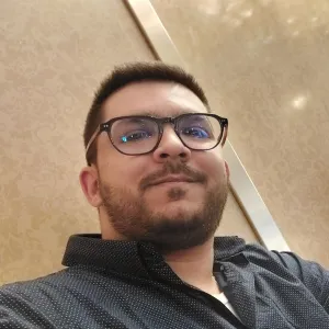 MOHAMMED - Prof de ressources humaines - Fès