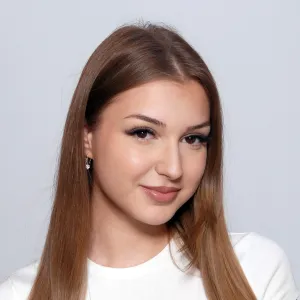 Mina - instruktor afričkog plesa - Велика Плана