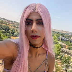 Ariana - profesor de arquitectura - Cancún