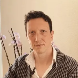 Emanuele - Italian teacher - London