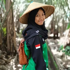 Zellin - Guru ilmu pertanian - Malang